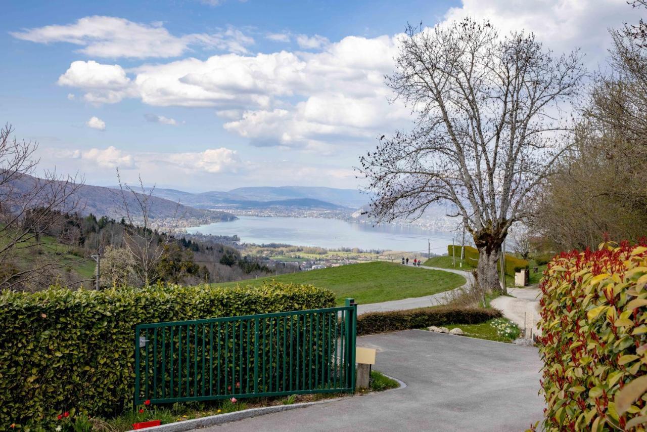 Entre Lac Et Montagne, Chaleureuse Maison 3 Pieces Avec Tres Belle Vue Lac D'Annecy. Terrasse, Jardin, Parking, Cheminee, Barbecue …. Сен-Жорьо Экстерьер фото