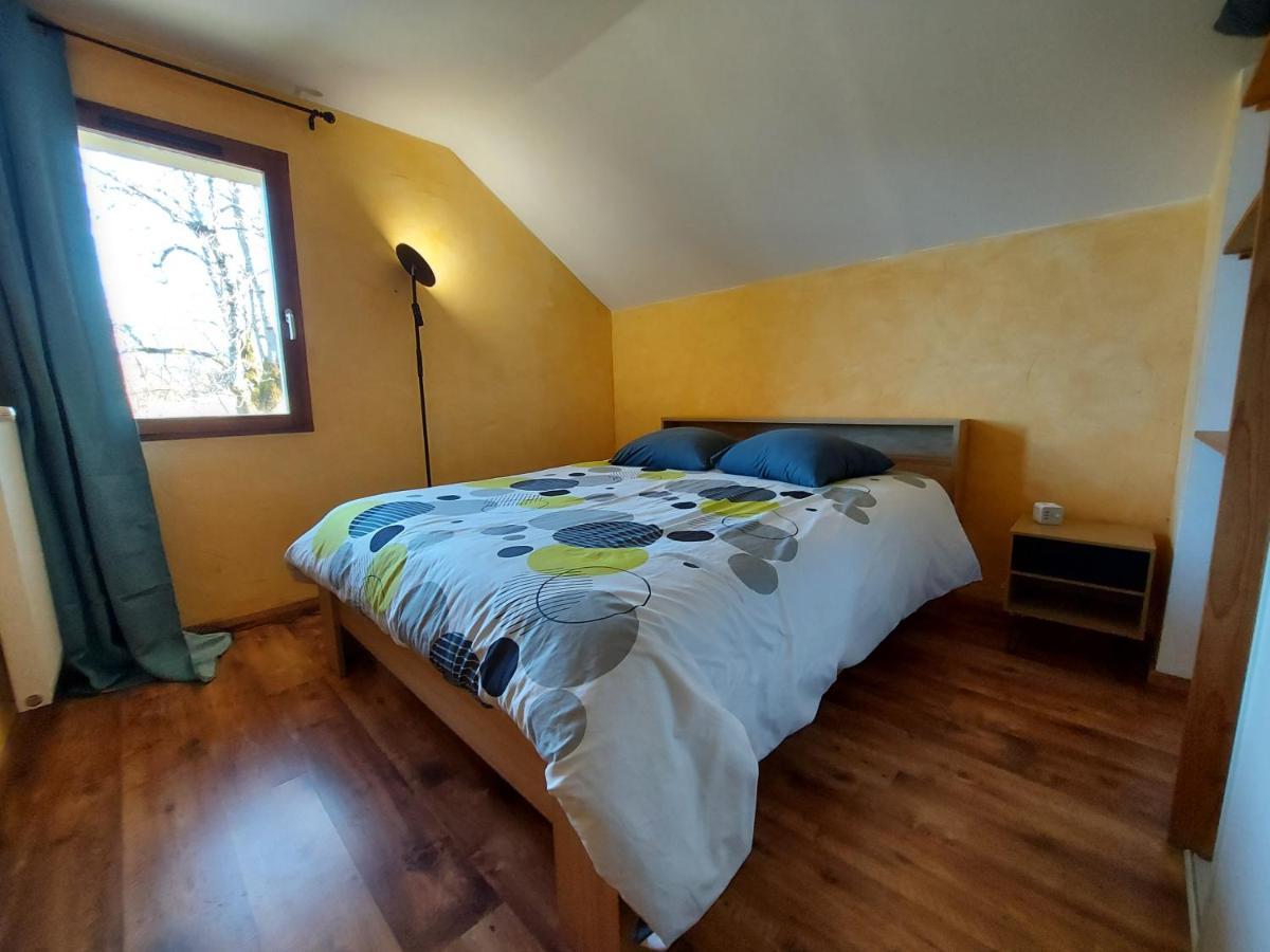 Entre Lac Et Montagne, Chaleureuse Maison 3 Pieces Avec Tres Belle Vue Lac D'Annecy. Terrasse, Jardin, Parking, Cheminee, Barbecue …. Сен-Жорьо Экстерьер фото