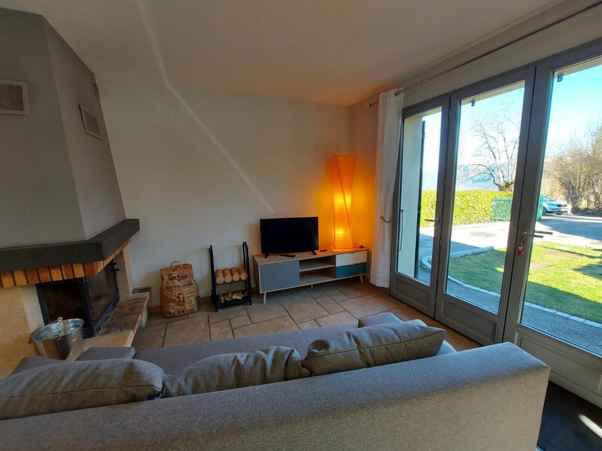 Entre Lac Et Montagne, Chaleureuse Maison 3 Pieces Avec Tres Belle Vue Lac D'Annecy. Terrasse, Jardin, Parking, Cheminee, Barbecue …. Сен-Жорьо Экстерьер фото